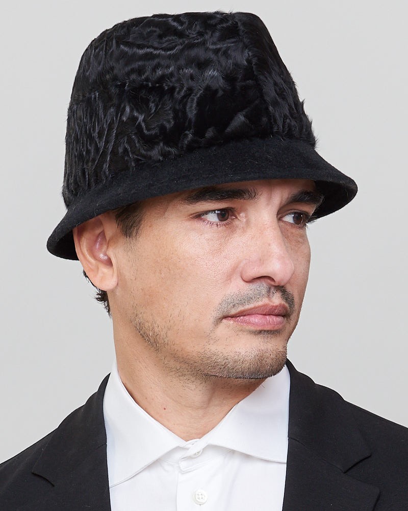 Logan Short Brim Fedora Bucket Hat in Black for Men
