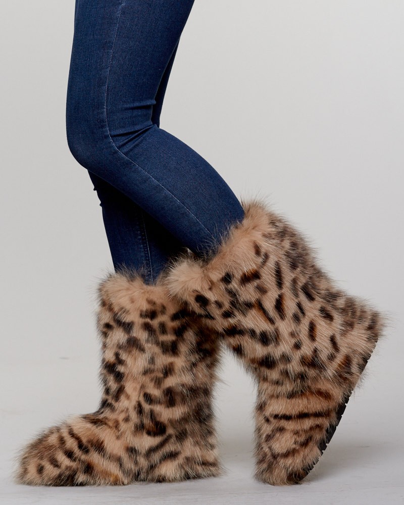 Shaggy Fox Fur Flat Boots in Leopard Print